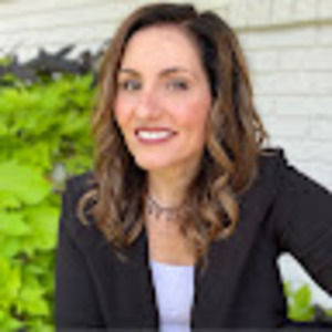 Meet your Posher, Leila